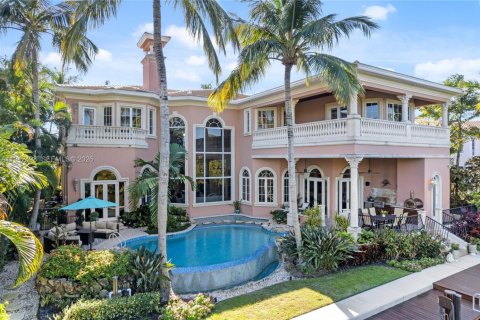 Casa en North Palm Beach, Florida 4 dormitorios, 629.6 m2 № 1999847