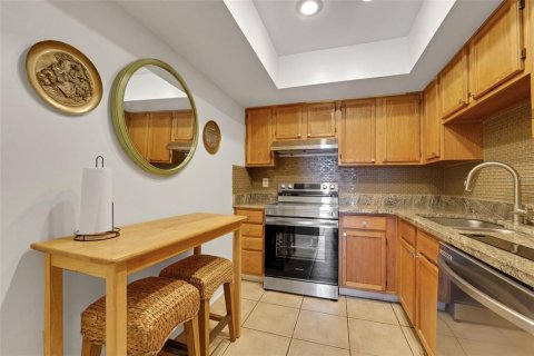 Condo in Winter Haven, Florida, 1 bedroom  № 1657272 - photo 9