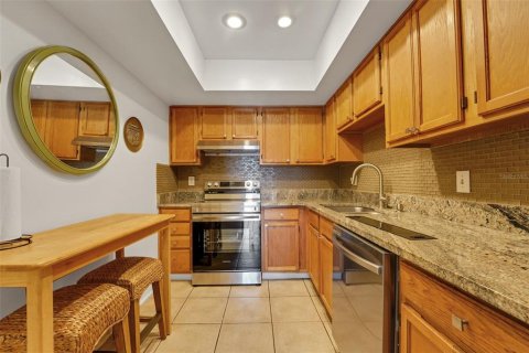 Condo in Winter Haven, Florida, 1 bedroom  № 1657272 - photo 8