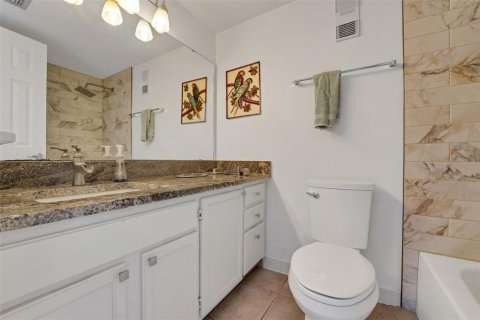 Condo in Winter Haven, Florida, 1 bedroom  № 1657272 - photo 21