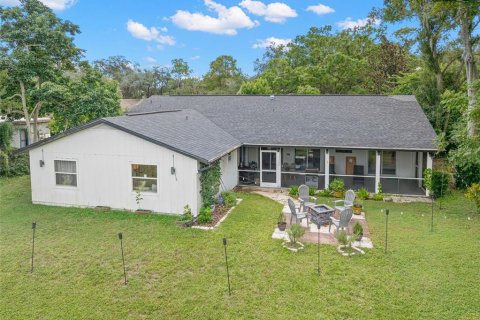 House in Tampa, Florida 4 bedrooms, 204.85 sq.m. № 2425915 - photo 26
