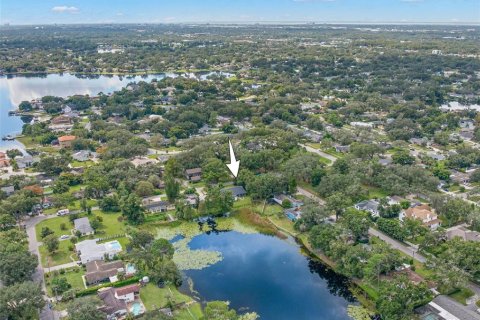 House in Tampa, Florida 4 bedrooms, 204.85 sq.m. № 2425915 - photo 2