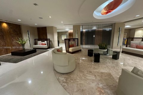 Снять в аренду кондоминиум в Майами-Бич, Флорида 2 спальни, 82.68м2, № 2027920 - фото 16