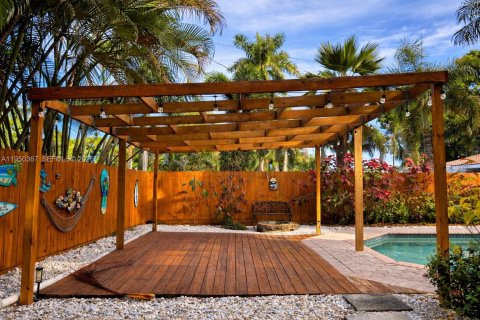 Снять в аренду виллу или дом в Холливуд, Флорида 3 спальни, 112.97м2, № 2005872 - фото 18