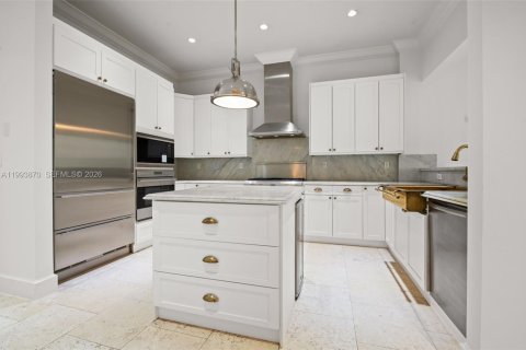 Townhouse in Coral Gables, Florida 4 bedrooms, 256.78 sq.m. № 2063910 - photo 7