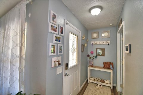 House in Winter Haven, Florida 3 bedrooms, 166.11 sq.m. № 1640201 - photo 9