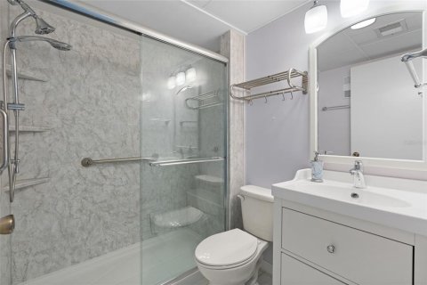 Copropriété à louer à Saint Petersburg, Floride: 2 chambres, 79.43 m2 № 2110834 - photo 19