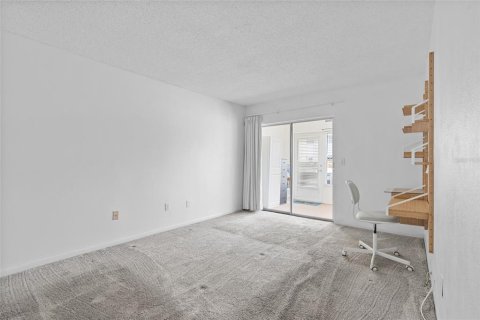 Copropriété à louer à Saint Petersburg, Floride: 2 chambres, 79.43 m2 № 2110834 - photo 11