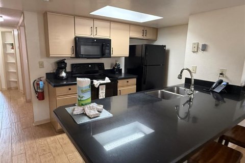 Condo in Kissimmee, Florida, 3 bedrooms  № 1843079 - photo 13