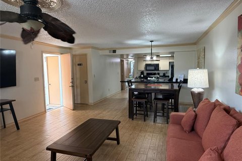 Condo in Kissimmee, Florida, 3 bedrooms  № 1843079 - photo 8