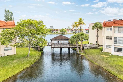 Condominio en venta en Sunrise, Florida, 2 dormitorios, 78.97 m2 № 2250073 - foto 21