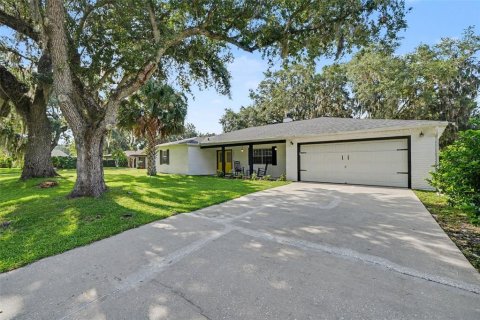 House in Kissimmee, Florida 3 bedrooms, 223.89 sq.m. № 2287559 - photo 28