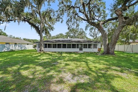 House in Kissimmee, Florida 3 bedrooms, 223.89 sq.m. № 2287559 - photo 23