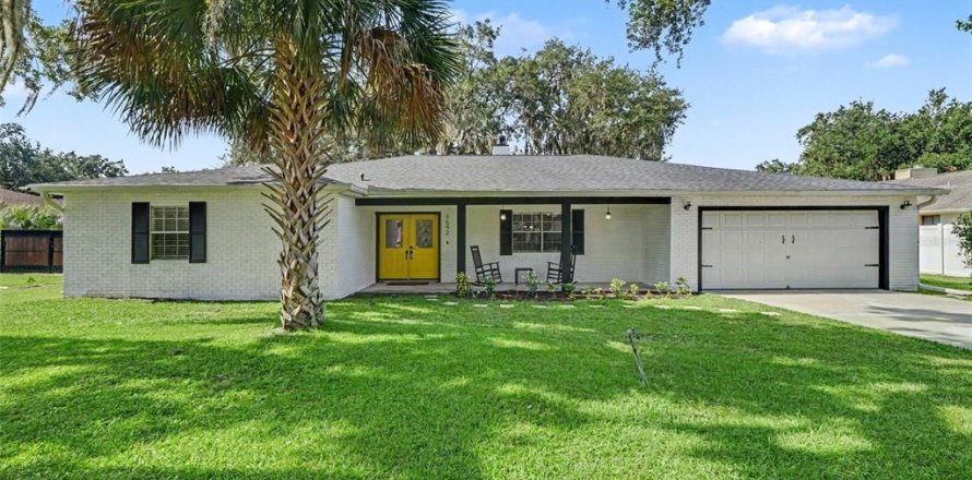 House in Kissimmee, Florida 3 bedrooms, 223.89 sq.m. № 2287559