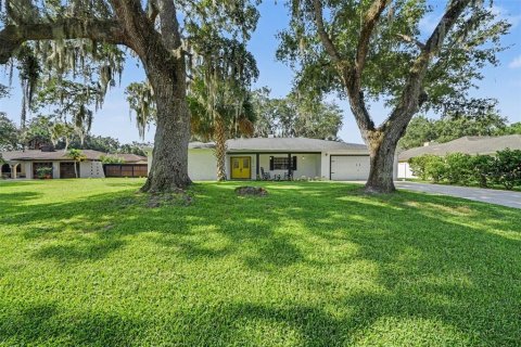 House in Kissimmee, Florida 3 bedrooms, 223.89 sq.m. № 2287559 - photo 25