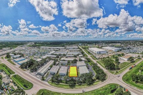 Propiedad comercial en alquiler en Largo, Florida, 3012.36 m2 № 1901259 - foto 22