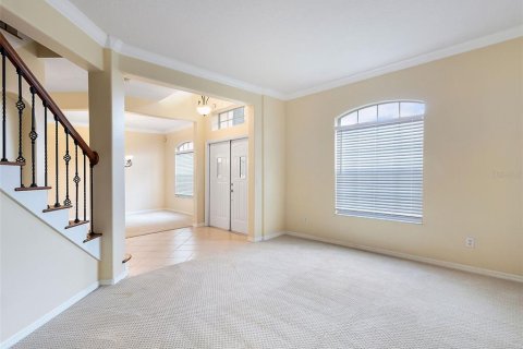 House in Apopka, Florida 5 bedrooms, 338.16 sq.m. № 1822665 - photo 5