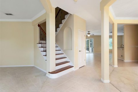 House in Apopka, Florida 5 bedrooms, 338.16 sq.m. № 1822665 - photo 7