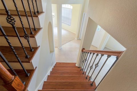 House in Apopka, Florida 5 bedrooms, 338.16 sq.m. № 1822665 - photo 17
