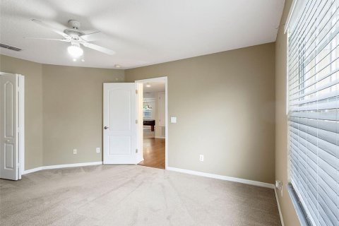House in Apopka, Florida 5 bedrooms, 338.16 sq.m. № 1822665 - photo 26