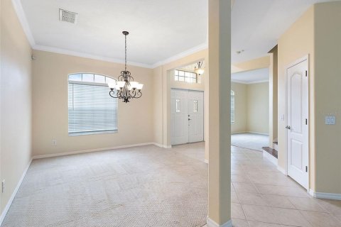 House in Apopka, Florida 5 bedrooms, 338.16 sq.m. № 1822665 - photo 10