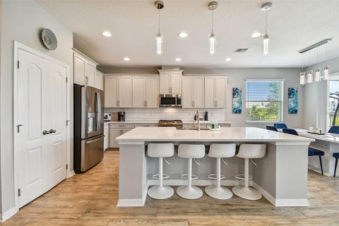 Casa en venta en Apopka, Florida, 4 dormitorios, 296.08 m2 № 1817006 - foto 6