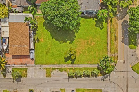 Land in Miami, Florida № 2033134 - photo 13