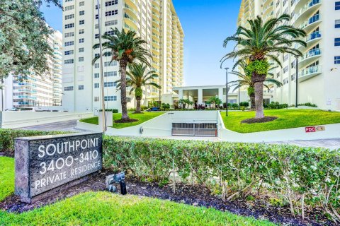 Condominio en venta en Fort Lauderdale, Florida, 2 dormitorios, 154.4 m2 № 2181904 - foto 24