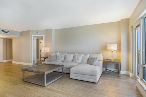 Condominio en venta en Fort Lauderdale, Florida, 2 dormitorios, 154.4 m2 № 2181904 - foto 9