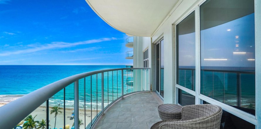 Condominio en Fort Lauderdale, Florida, 2 dormitorios № 2181904