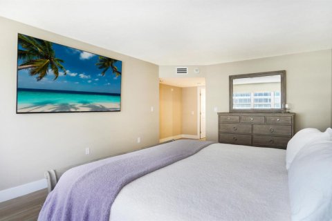 Condominio en venta en Fort Lauderdale, Florida, 2 dormitorios, 154.4 m2 № 2181904 - foto 13