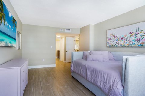 Condominio en venta en Fort Lauderdale, Florida, 2 dormitorios, 154.4 m2 № 2181904 - foto 17