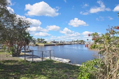 Apartamento en alquiler en Hudson, Florida, 2 dormitorios, 76.92 m2 № 2109086 - foto 30