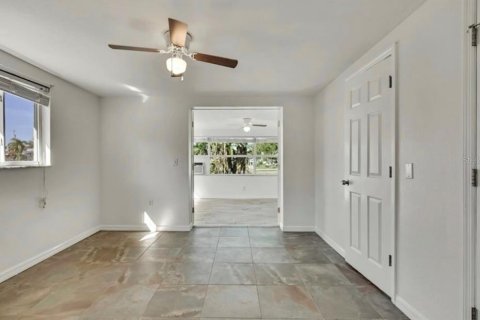 Apartamento en alquiler en Hudson, Florida, 2 dormitorios, 76.92 m2 № 2109086 - foto 28
