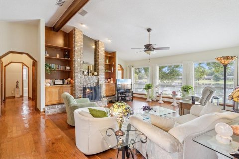 Casa en venta en Apopka, Florida, 3 dormitorios, 174.47 m2 № 1903525 - foto 3
