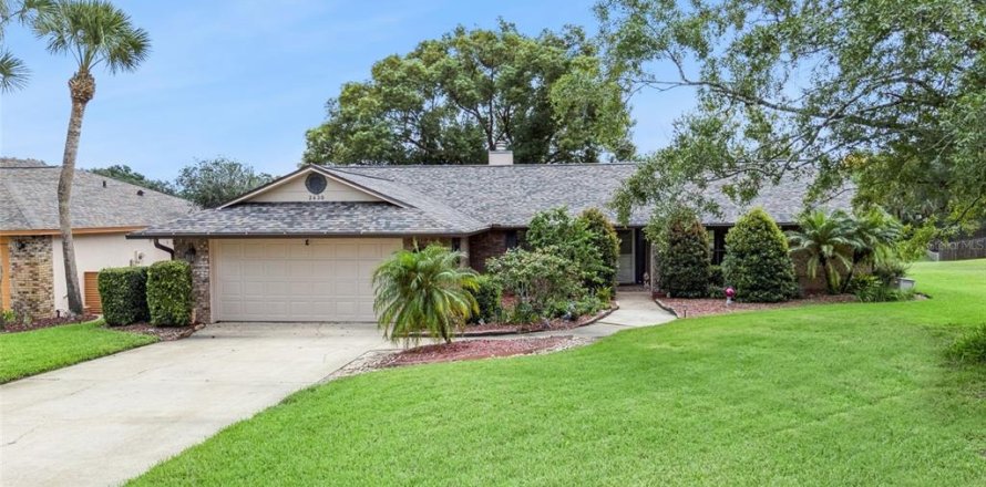 House in Apopka, Florida 3 bedrooms, 174.47 sq.m. № 1903525