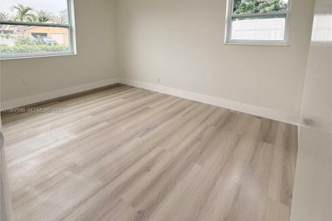 Villa ou maison à vendre à Lauderhill, Floride: 4 chambres, 212.37 m2 № 2011836 - photo 19