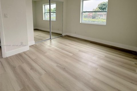 Villa ou maison à vendre à Lauderhill, Floride: 4 chambres, 212.37 m2 № 2011836 - photo 22