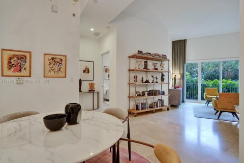 Купить кондоминиум в Авентура, Флорида 2 спальни, 124.02м2, № 2025562 - фото 3