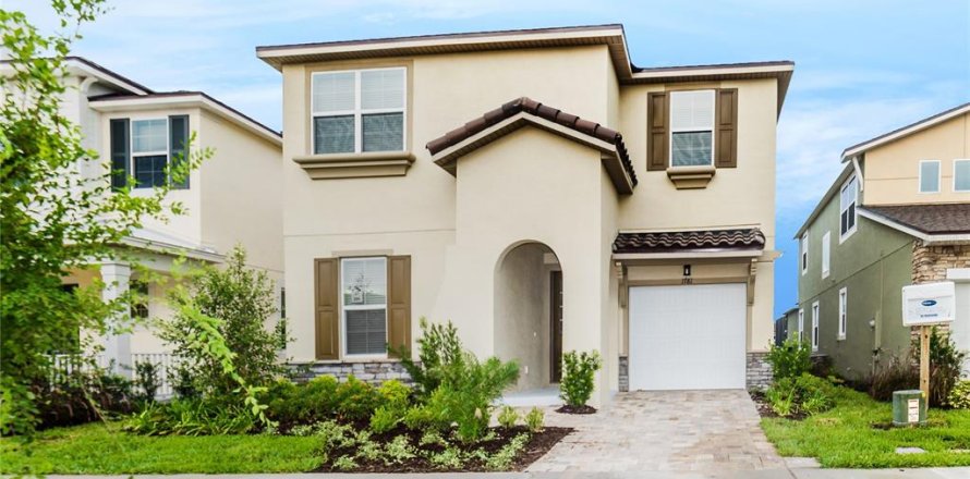 House in SOLARA RESORT in Kissimmee, Florida 5 bedrooms, 298.49 sq.m. № 1876008