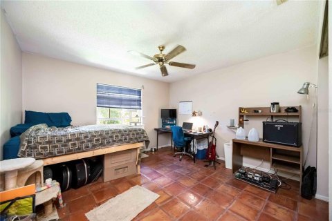 House in Sarasota, Florida 3 bedrooms, 151.62 sq.m. № 1887023 - photo 27