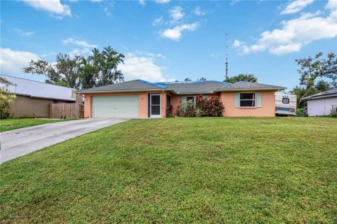 House in Sarasota, Florida 3 bedrooms, 151.62 sq.m. № 1887023 - photo 2