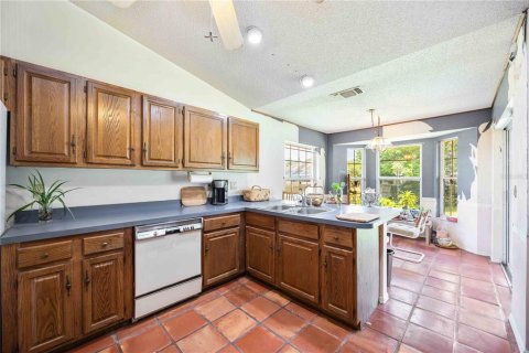 House in Sarasota, Florida 3 bedrooms, 151.62 sq.m. № 1887023 - photo 15