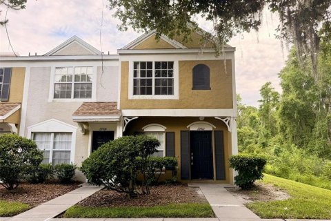 Townhouse in Wesley Chapel, Florida 2 bedrooms, 110 sq.m. № 2225113 - photo 4