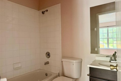 Townhouse in Wesley Chapel, Florida 2 bedrooms, 110 sq.m. № 2225113 - photo 19