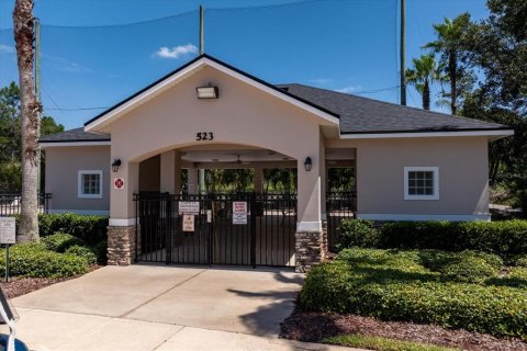 Townhouse in Palm Bay, Florida 2 bedrooms, 129.51 sq.m. № 1876293 - photo 22