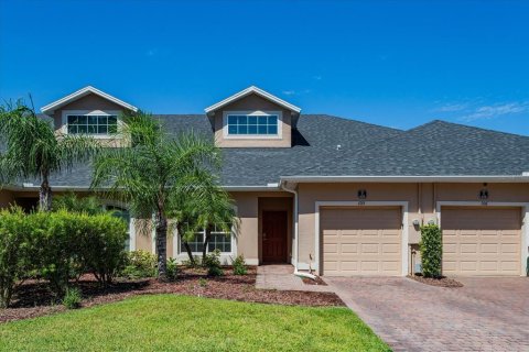Townhouse in Palm Bay, Florida 2 bedrooms, 129.51 sq.m. № 1876293 - photo 2