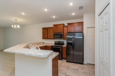 Townhouse in Palm Bay, Florida 2 bedrooms, 129.51 sq.m. № 1876293 - photo 6