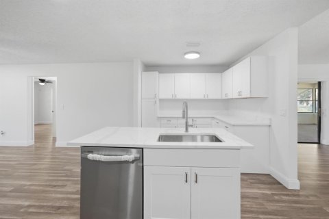Villa ou maison à vendre à Port St. Lucie, Floride: 3 chambres, 190.45 m2 № 2294090 - photo 19