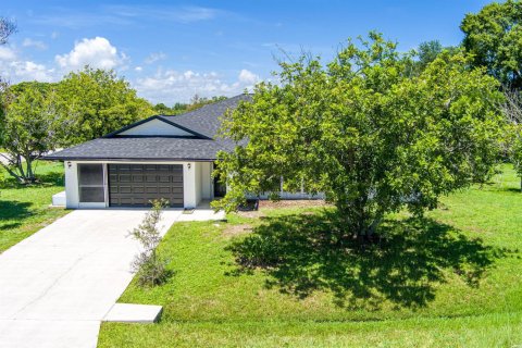 Villa ou maison à vendre à Port St. Lucie, Floride: 3 chambres, 190.45 m2 № 2294090 - photo 6